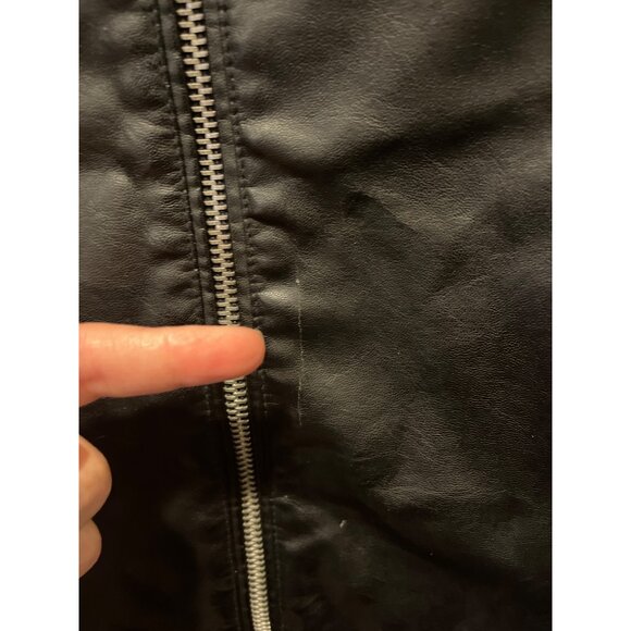 Mens Black Faux Leather Moto Jacket Zipper Pockets By Forever 21 Size Medium - Picture 7 of 11